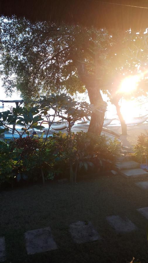 Jemeluk Beach Bungalows Amed Kültér fotó
