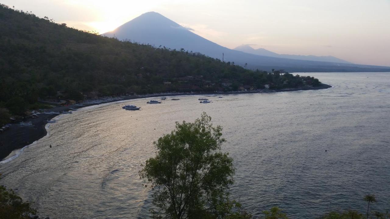 Jemeluk Beach Bungalows Amed Kültér fotó